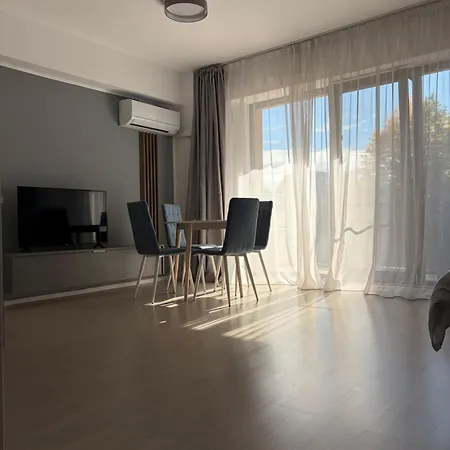 Apartamento West Tower - *