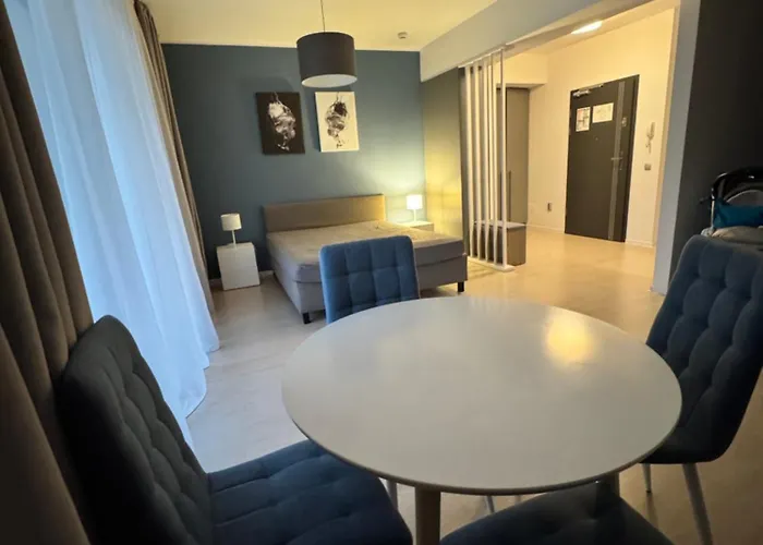 West Tower - Apartman